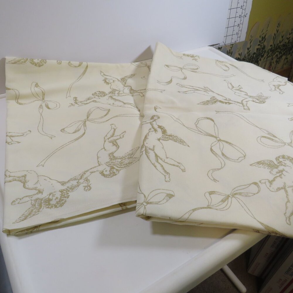 Fabric CHERBS Light Cream with Warm Gold (Baby Angels) Heavy Weight 2.5 lbs